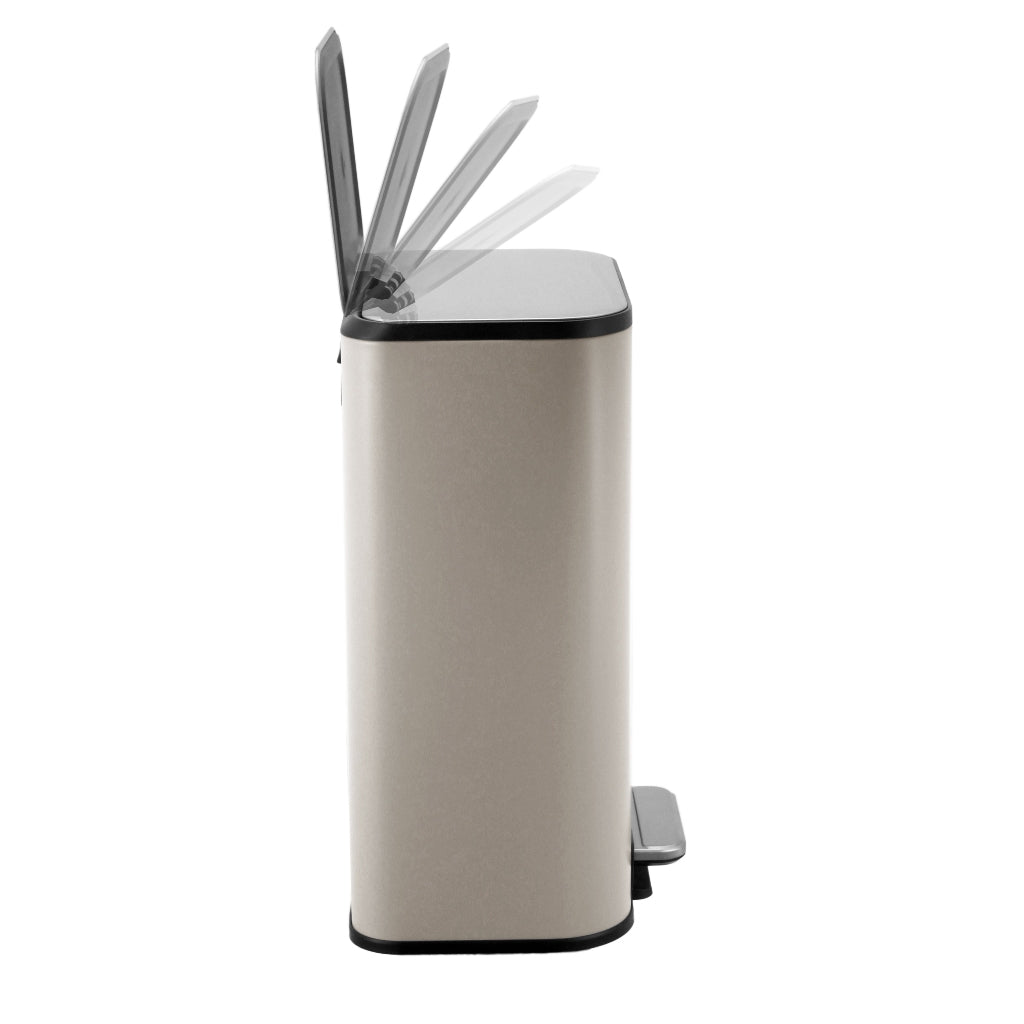 René Nuvo fingerprint-resistant pedal bin
